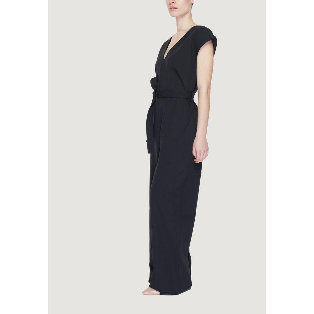 Woman wearing Vila Clothes black polyester elegant jumpsuit from the Spring/Summer collection, showcasing a chic and modern design.