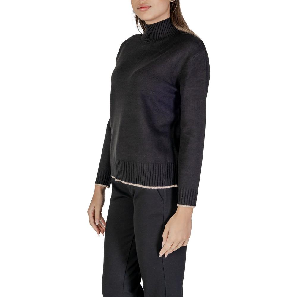 Street One women's black polyester sweater, fall/winter knitwear, elegant design with high collar, side view of the garment.