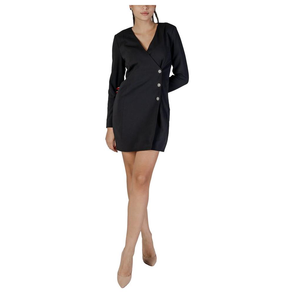 Women's black polyester short dress for fall/winter, with long sleeves and button details, made from 95% polyester and 5% elastane.