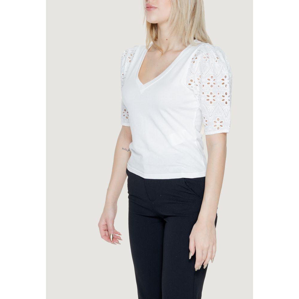 Woman wearing Morgan De Toi white cotton top with lace sleeves, part of spring/summer collection, 100% cotton.