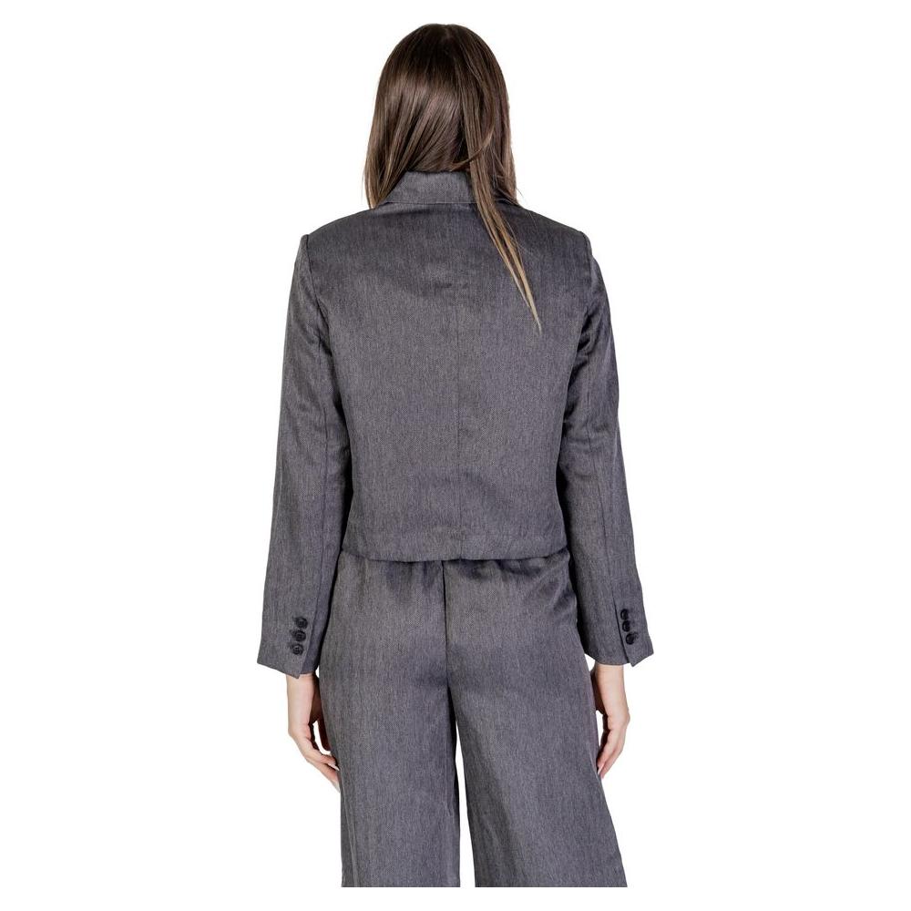 Back view of Jacqueline De Yong gray women's blazer and suit set, fall/winter collection, 100% polyester.