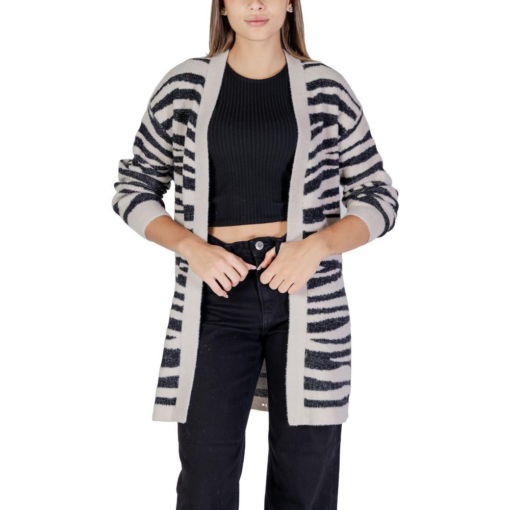 Woman wearing Jacqueline De Yong Gray Nylon Cardigan with striped pattern, showcasing trendy fall/winter women's knitwear.
