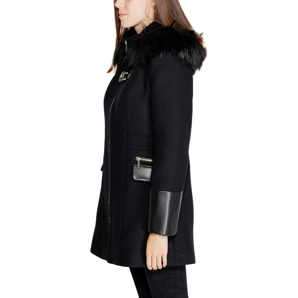 Morgan De Toi black wool jacket with fur collar, women's fall winter fashion, side view, 60% wool, stylish coat
