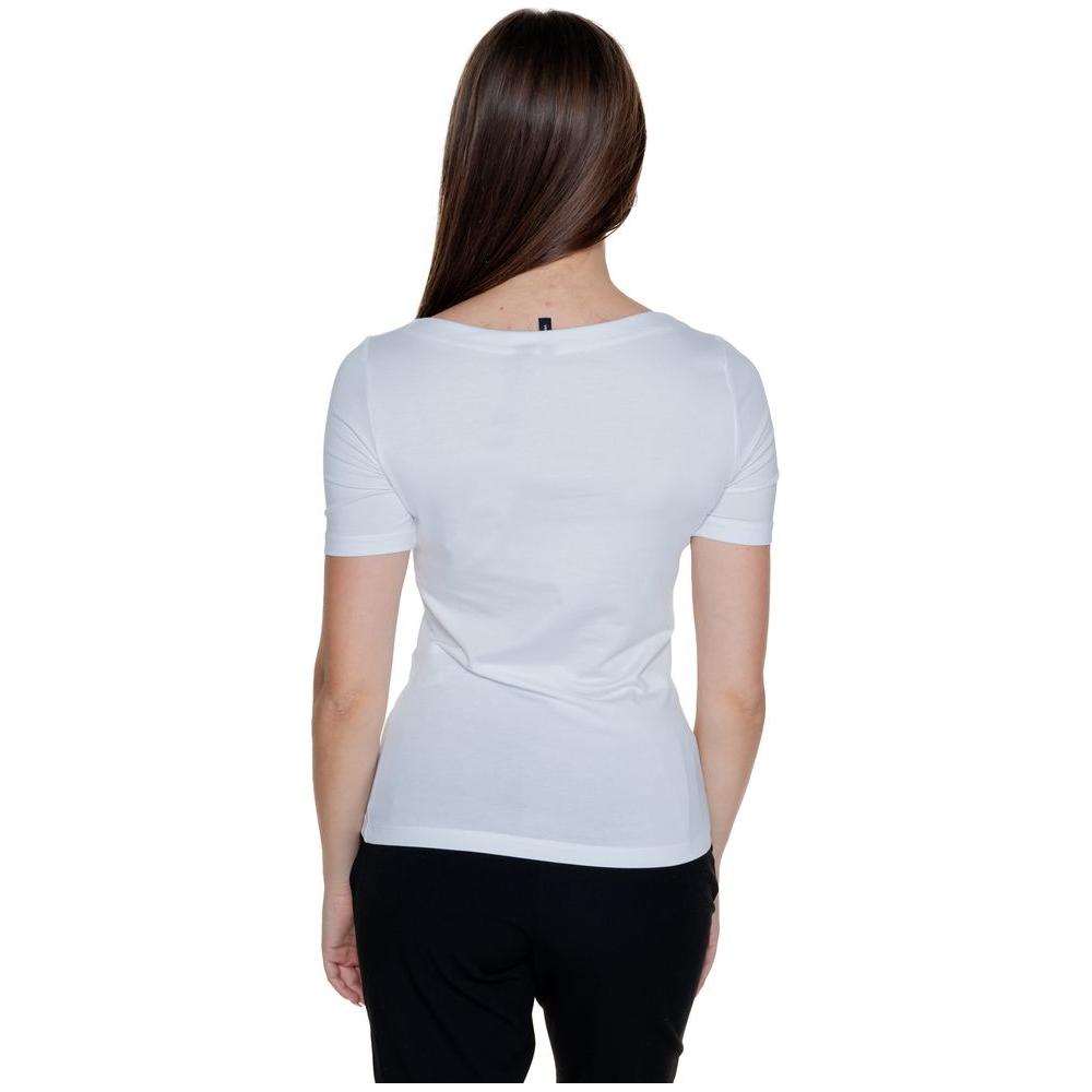 Back view of a woman wearing a Vero Moda white viscose short-sleeve t-shirt