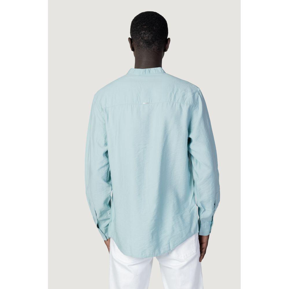 Back view of a person wearing an Antony Morato Green Viscose Regular Fit Shirt, showcasing its elegant style and breathability.