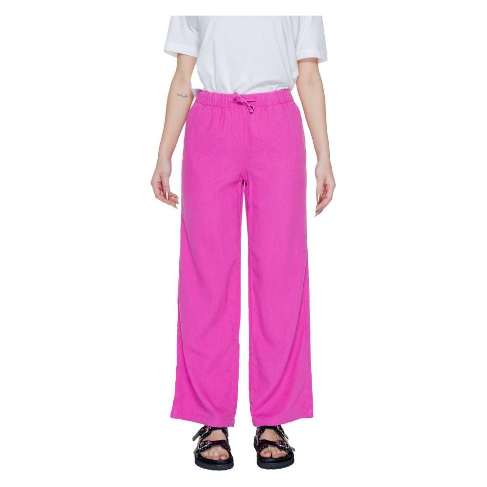 Pink linen women's palazzo trousers, spring/summer collection, made of 55% linen and 45% viscose, perfect for a stylish look.