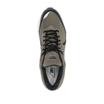 New Balance 2002R Sneakers