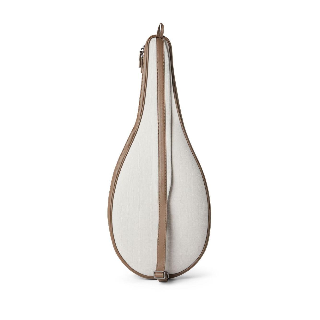 Front view with bag zipped and handles upright.