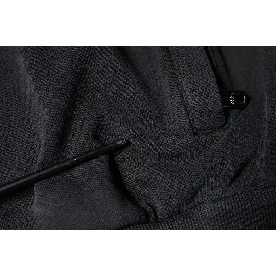Front view with bag zipped and handles upright.