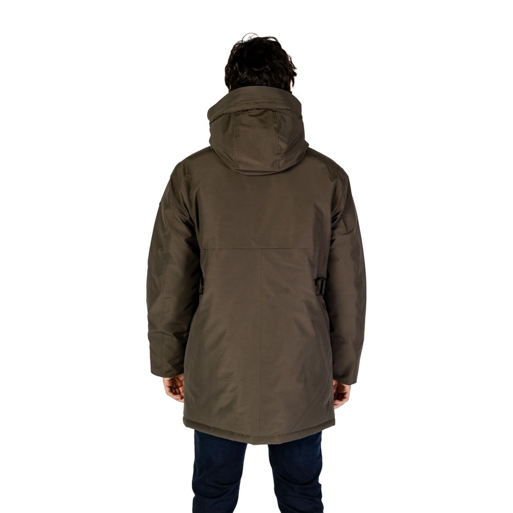 Front view with bag zipped and handles upright.