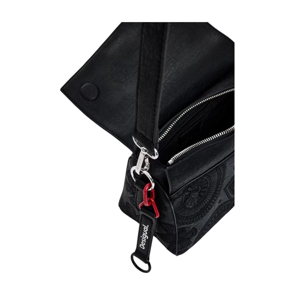 Front view with bag zipped and handles upright.