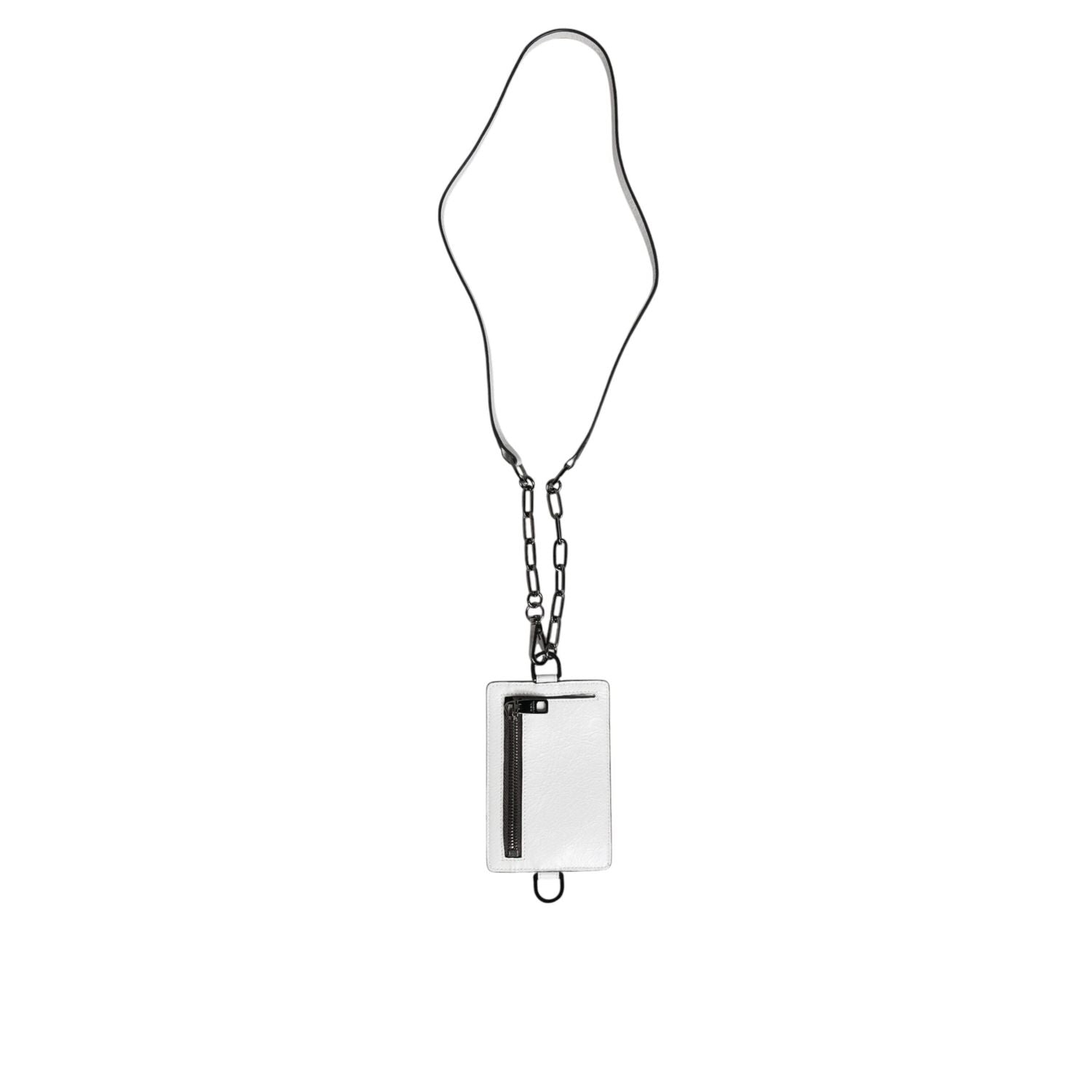 Front view with bag zipped and handles upright.