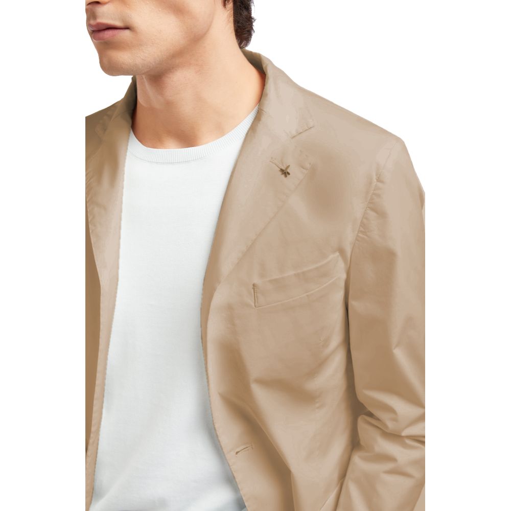 Front view with bag zipped and handles upright.