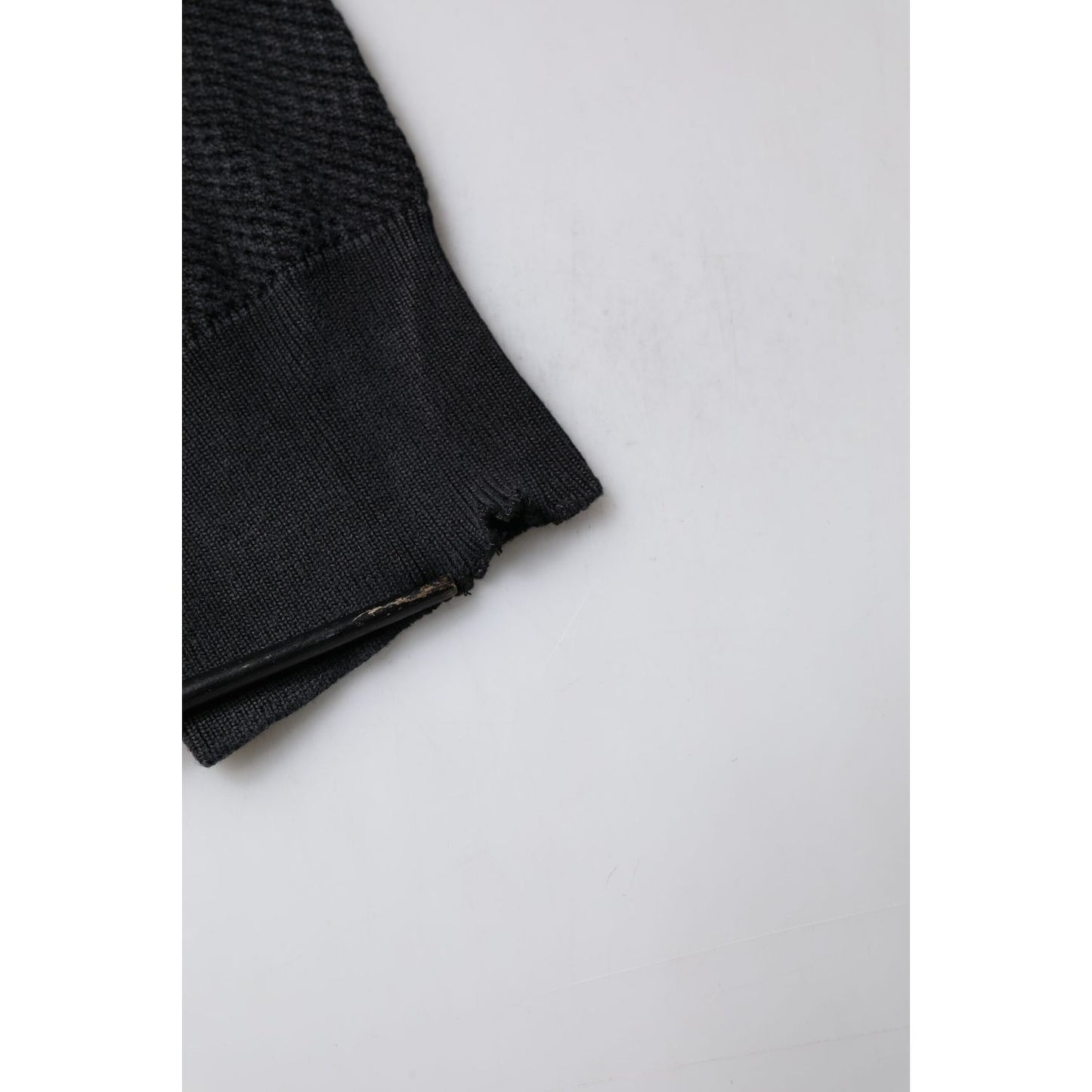 Dolce & Gabbana Black Heraldic Silk Buttoned Pullover Sweater