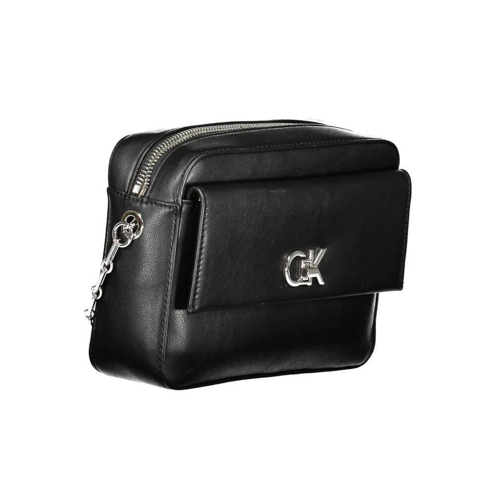Front view with bag zipped and handles upright.