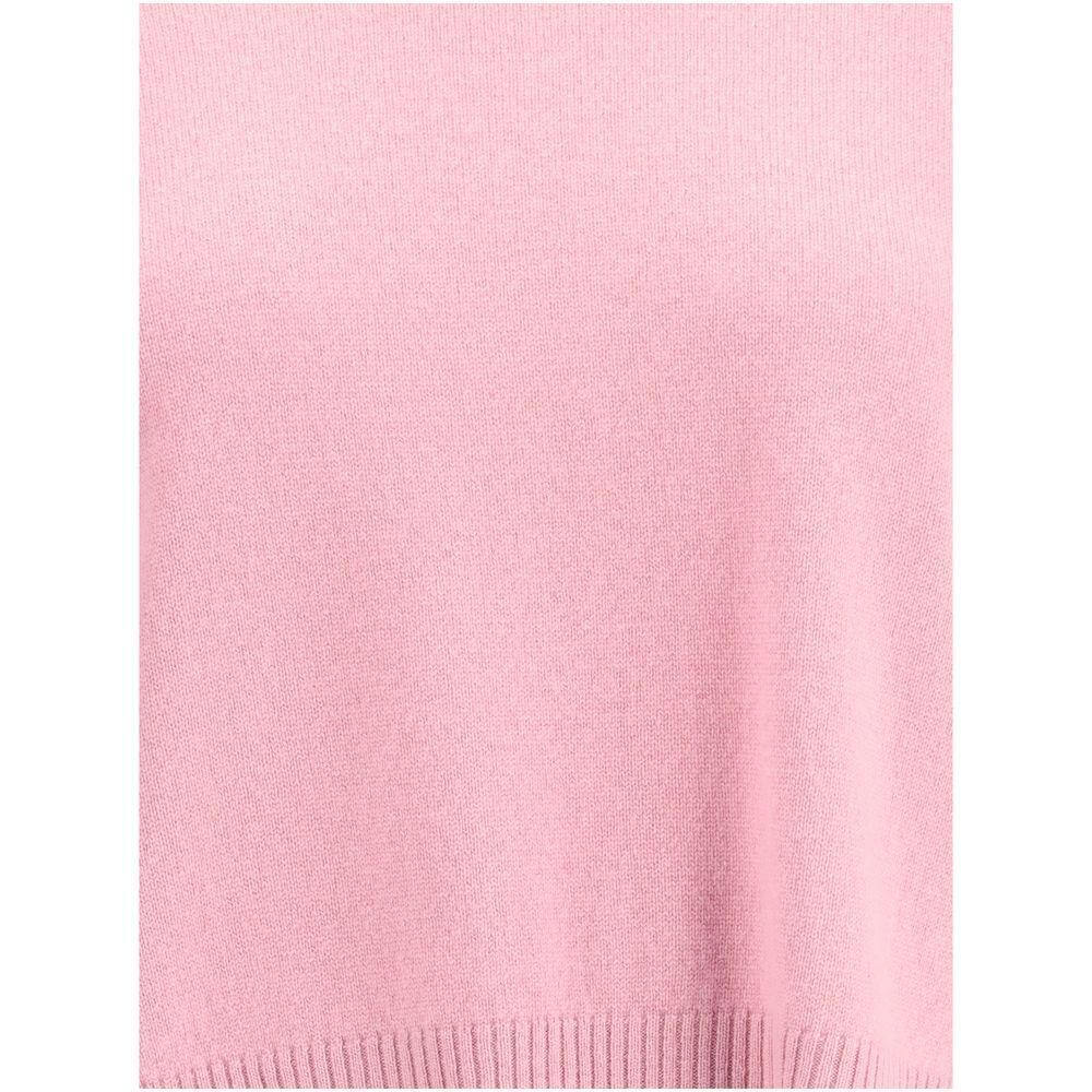 Allude Cashmere Sweater in pink, featuring ribbed crew neck and hem, offering a relaxed and elegant fit. Made of pure cashmere for AW25.