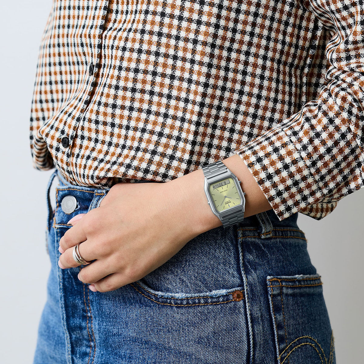 CASIO VINTAGE Mod. EDGY COLLECTION SUNRAY DIAL - GREEN LEMON