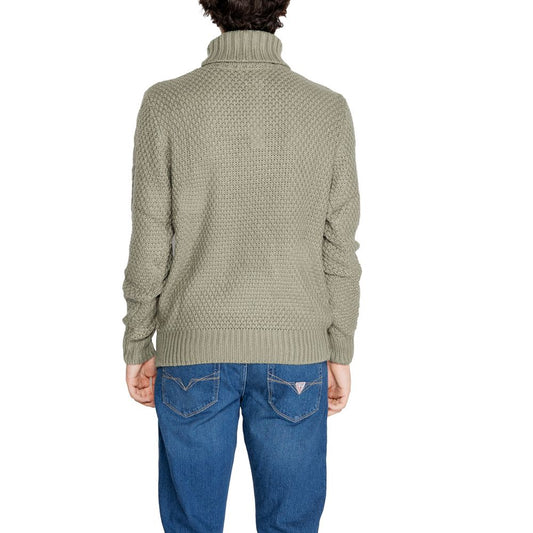 Rear view of a model wearing a Gianni Lupo Green Polyester Sweater for men, part of the Fall/Winter knitwear collection.