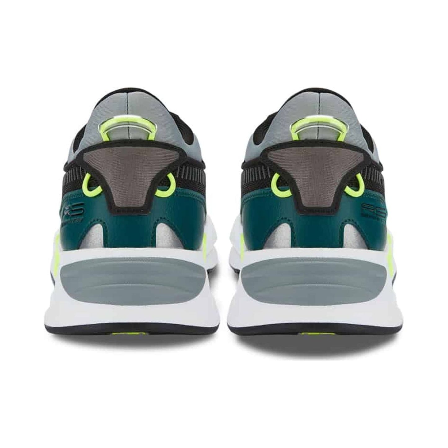 Puma Sneakers