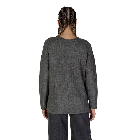 Back view of Vila Clothes Gray Marabou Sweater, women's fall/winter sweatshirt, 76% acrylic, 21% recycled polyester, 3% spandex.