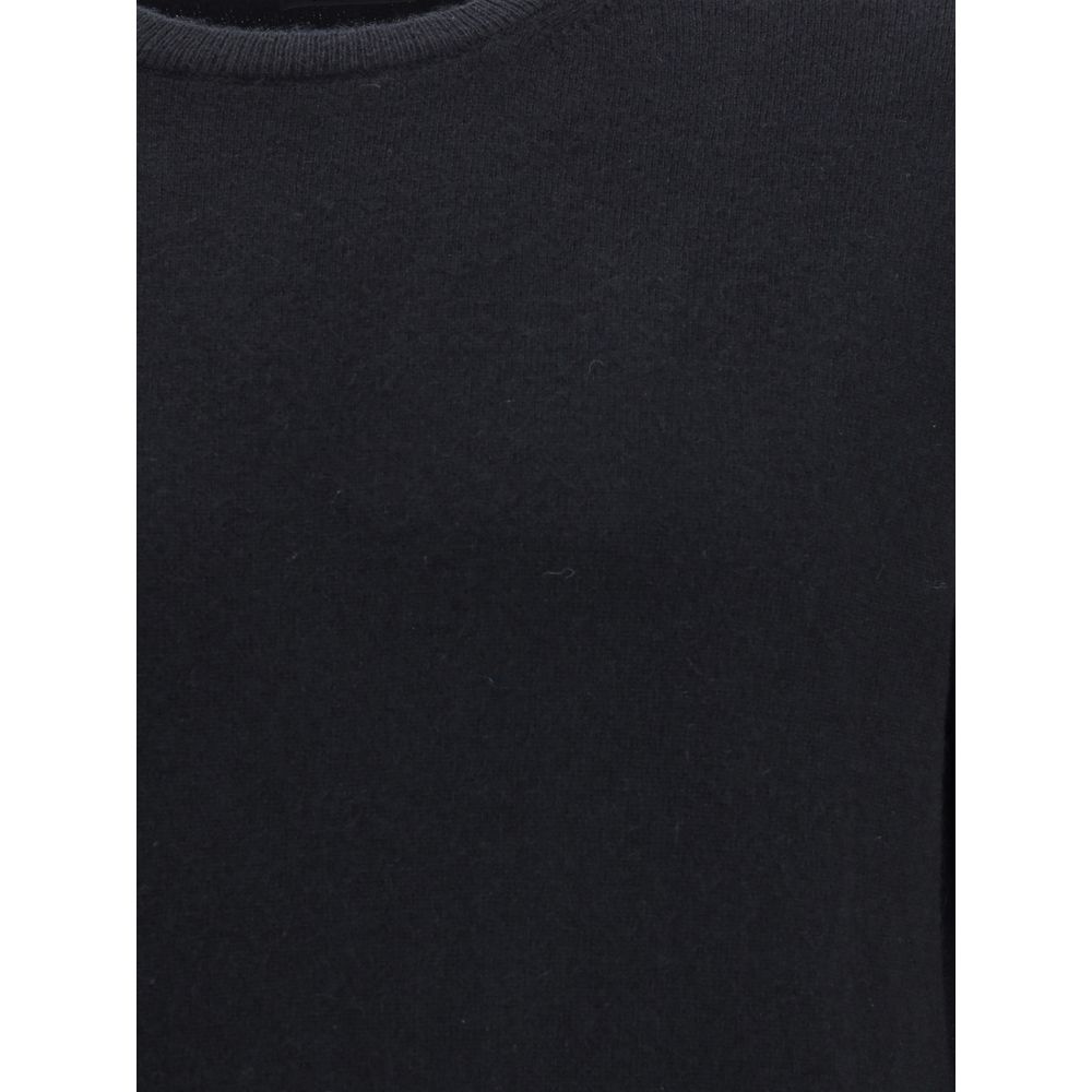 ZEGNA Black Cashmere Cashmere Sweater with ribbed crew neck detail and fine yarn for timeless elegance and unparalleled softness.